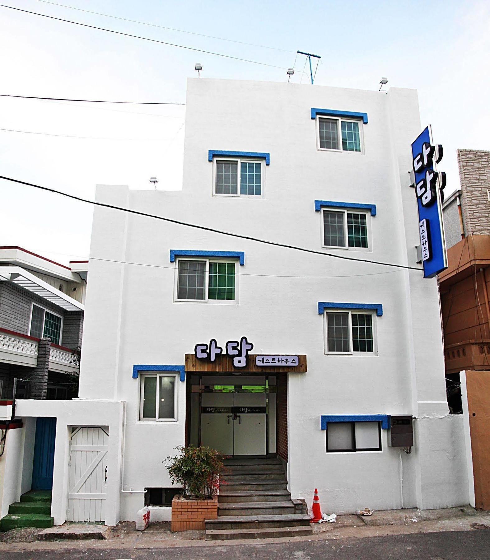 Dadam Guesthouse Yeosu Exteriör bild